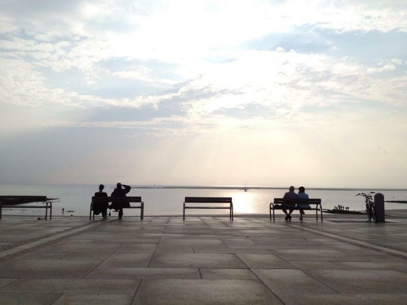 „Luettje Kluntje“ Apartment Borkum Bagian luar foto